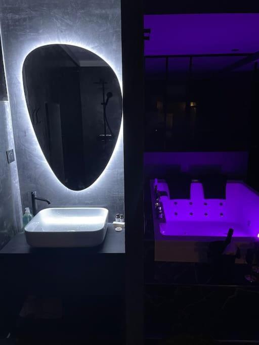 Le Cocon Des Granges - Suite Sauna Jaccuzi Spa Bonnieres-sur-Seine Dış mekan fotoğraf