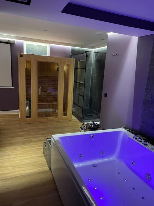 Le Cocon Des Granges - Suite Sauna Jaccuzi Spa Bonnieres-sur-Seine Dış mekan fotoğraf